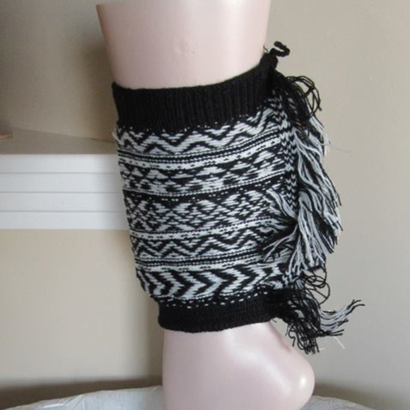 Short Leg Warmer Fring Wear over boots to decorate - Picture 3 of 4